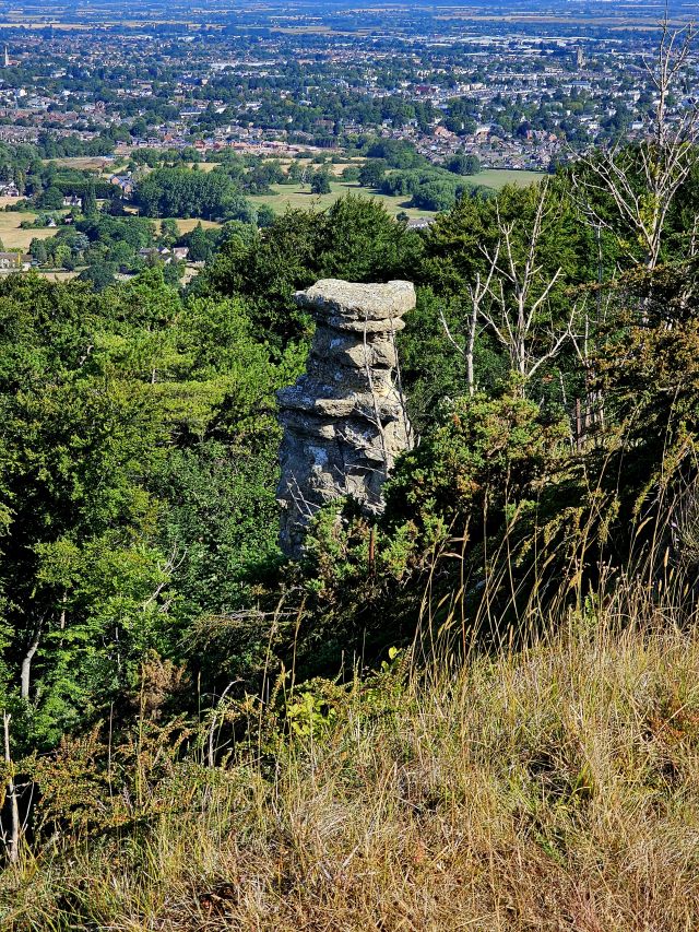 Devil's Chimney Cotswold Way