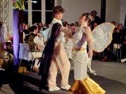 Modenschau und Tea Party