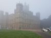 Schloss Highclere im Nebel